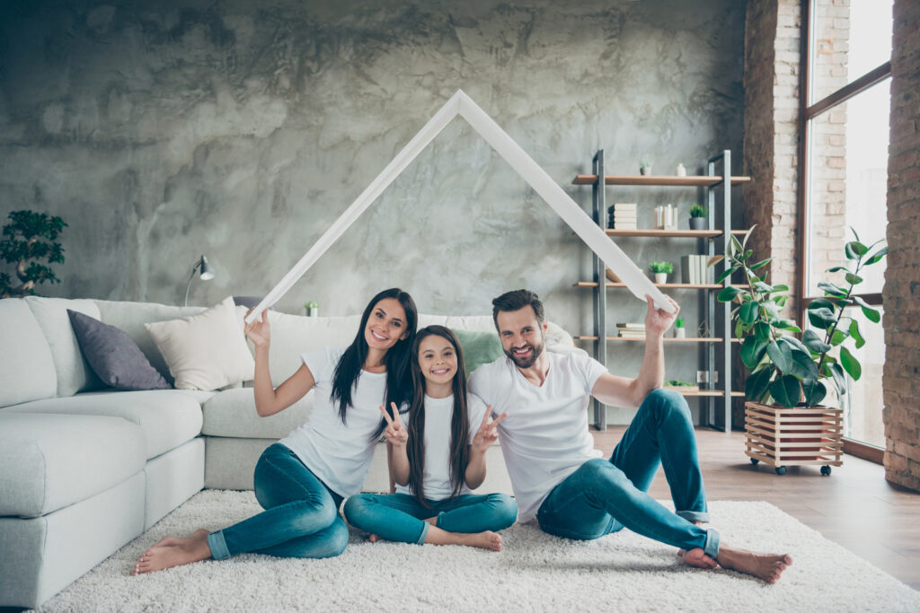 Familie im Haus